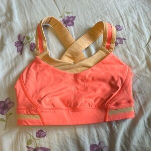 Lululemon sports bra